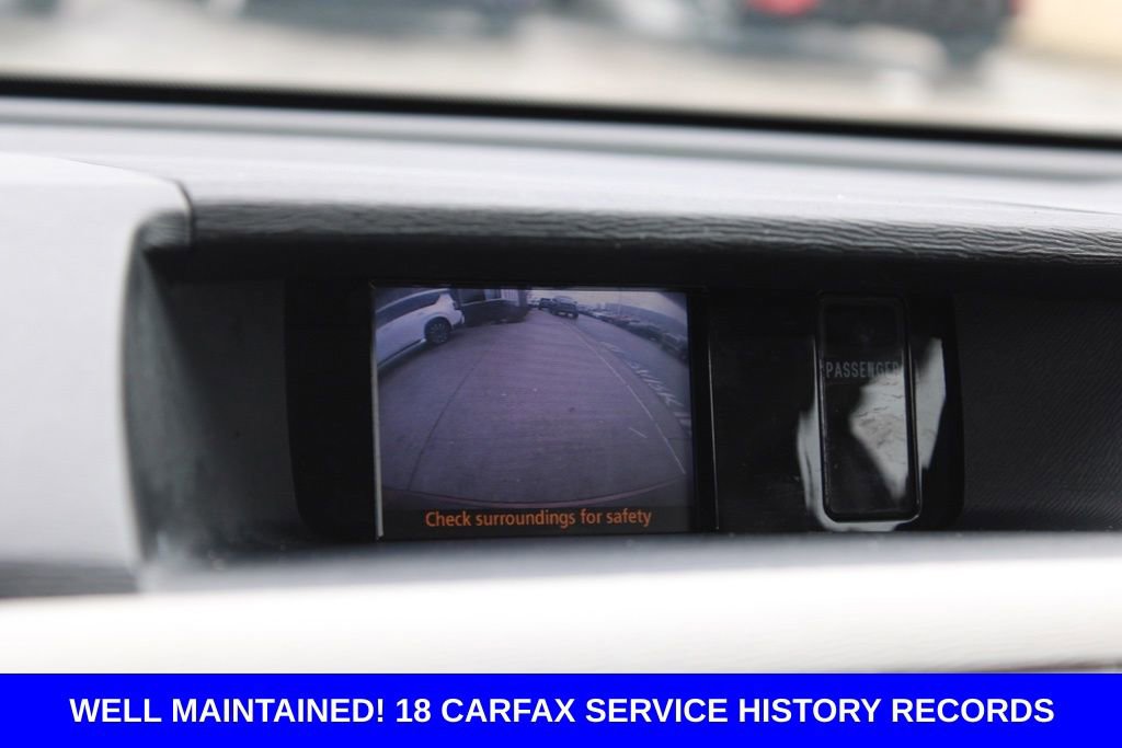 Used 2014 Toyota Sienna LE image 38