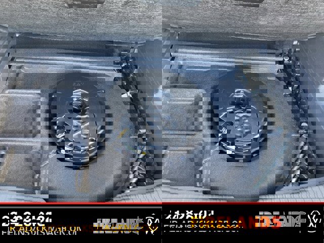 New 2026 Volkswagen Atlas Cross Sport SEL Premium R-Line image 78