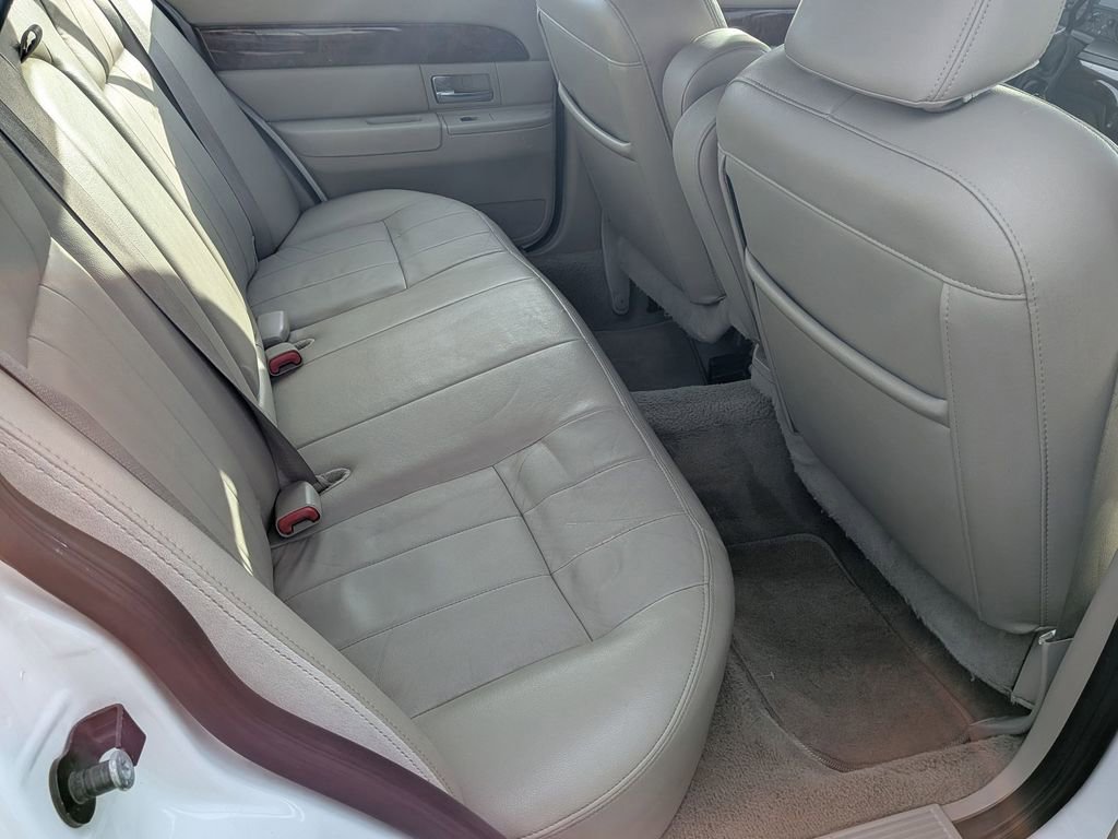 Used 2010 Mercury Grand Marquis LS image 24