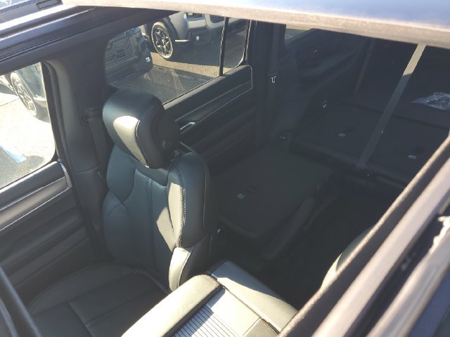 New 2026 Jeep Grand Wagoneer Limited AWD/4WD image 36