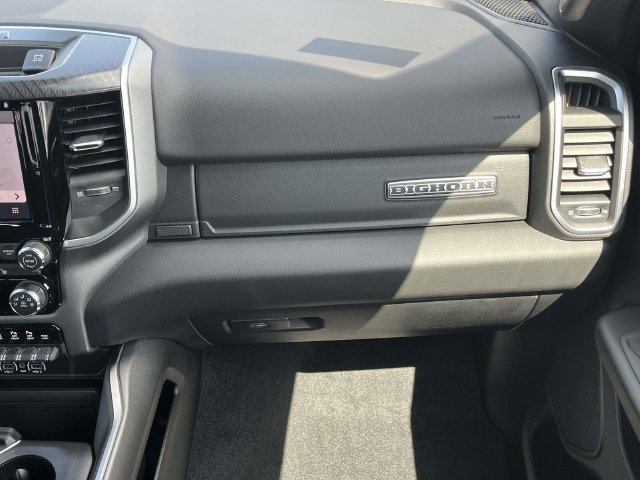 New 2027 RAM 1500 4x4 Crew Cab image 15