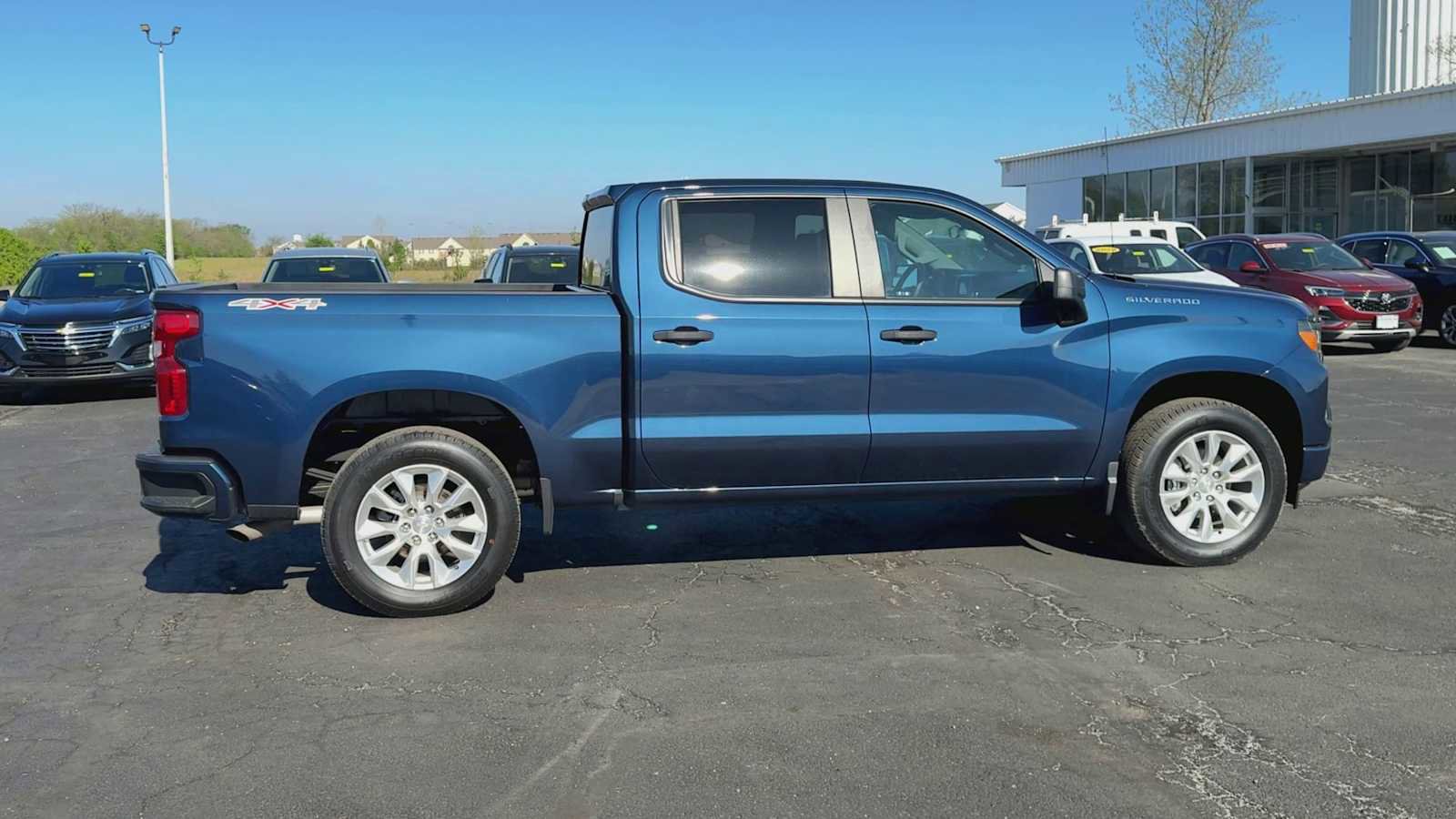 Certified 2023 Chevrolet Silverado 1500 Custom AWD/4WD image 9
