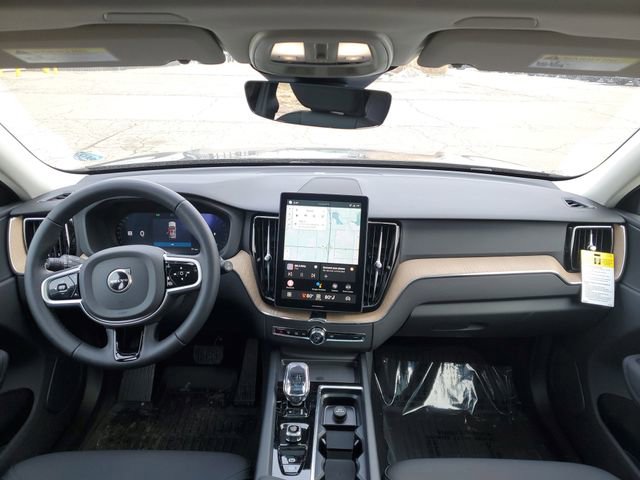 New 2026 Volvo XC60 B5 Plus w/ Protection Package Premier image 25