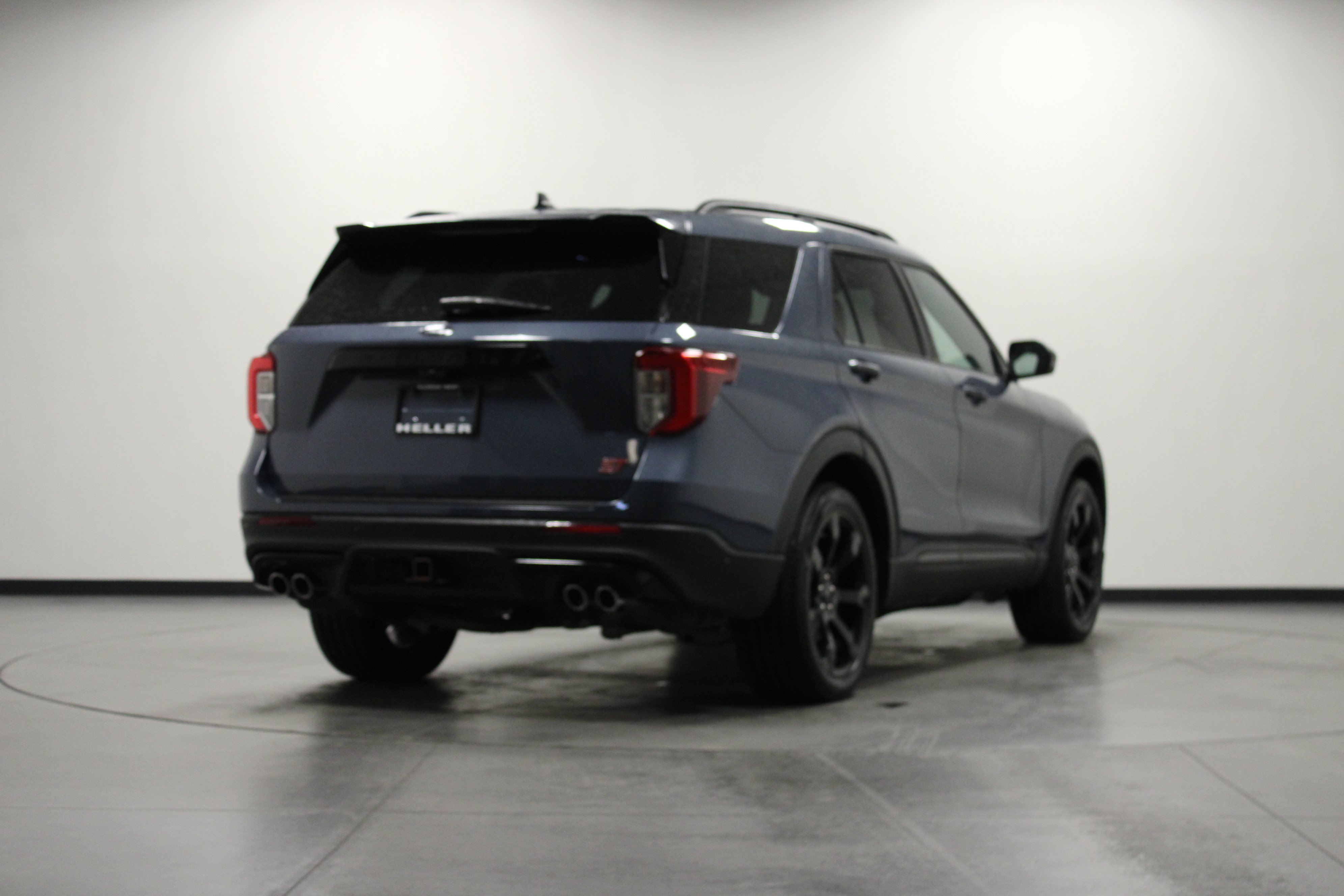 Used 2021 Ford Explorer ST w/ Equipment Group 401A AWD/4WD image 4