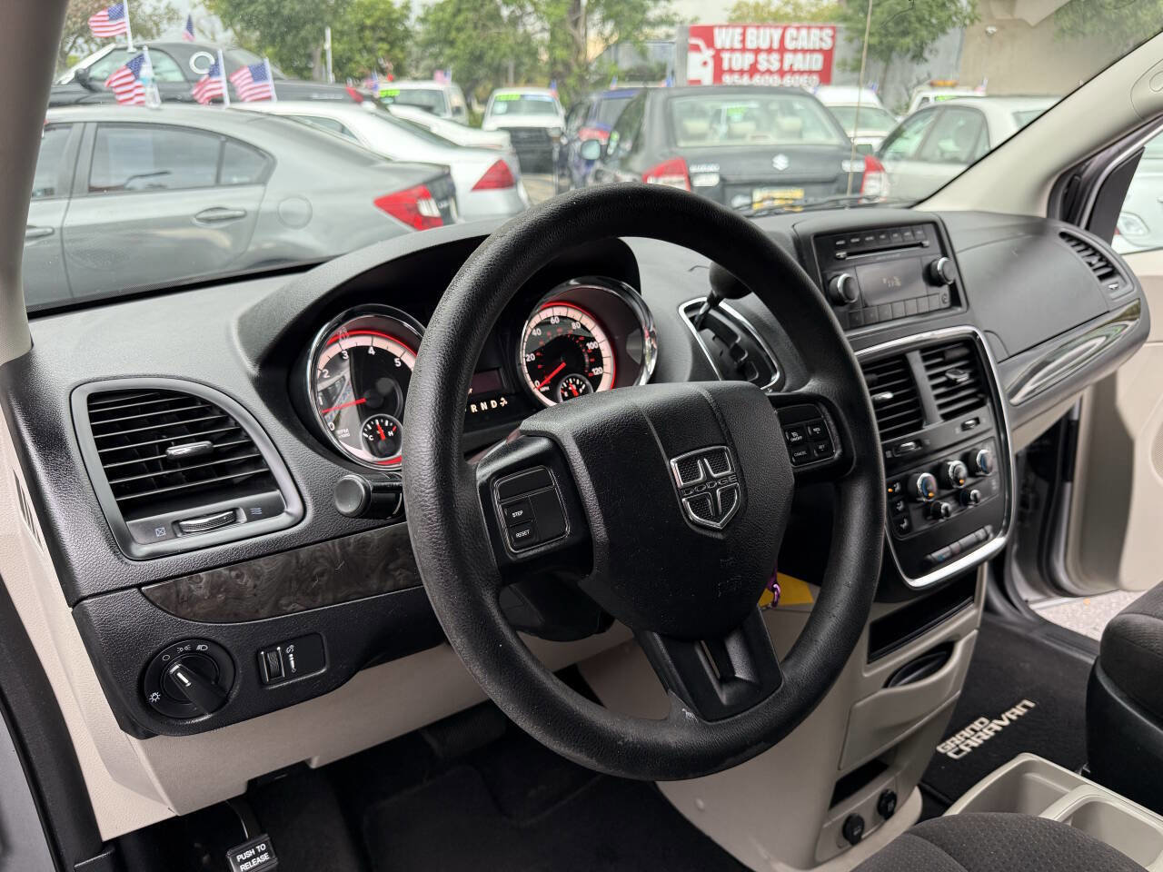 Used 2013 Dodge Grand Caravan SE image 15