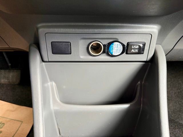 Used 2014 Toyota Prius V Three image 35