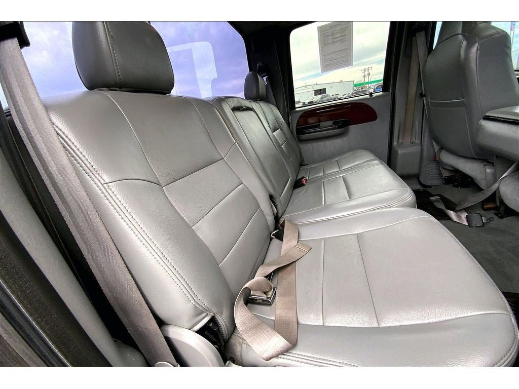 Used 2005 Ford F350 XLT AWD/4WD image 28