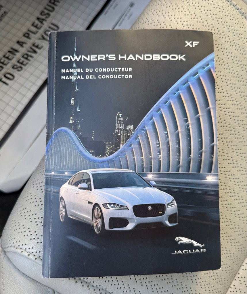 Used 2016 Jaguar XF Prestige AWD/4WD image 13