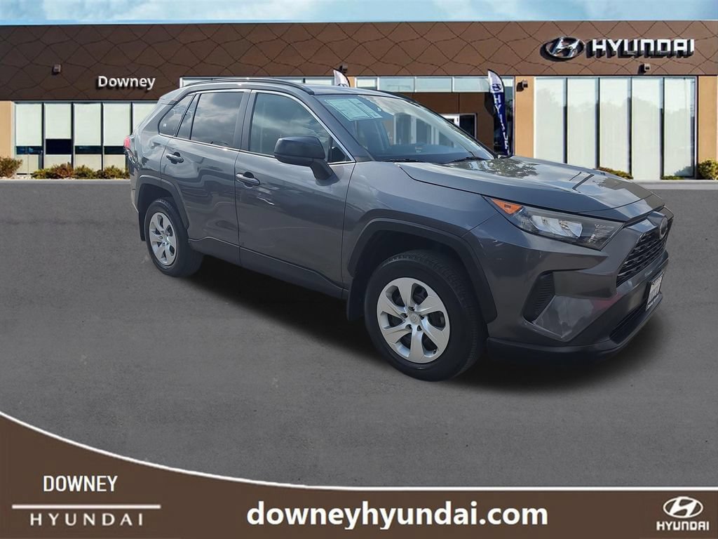 Used 2021 Toyota RAV4 LE w/ Carpet Mat Package (TMS) FWD image 7