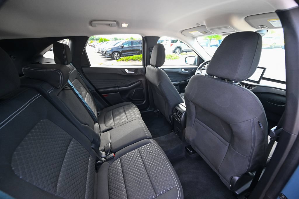 Used 2023 Ford Escape Active w/ Tech Pack #2 AWD/4WD image 27