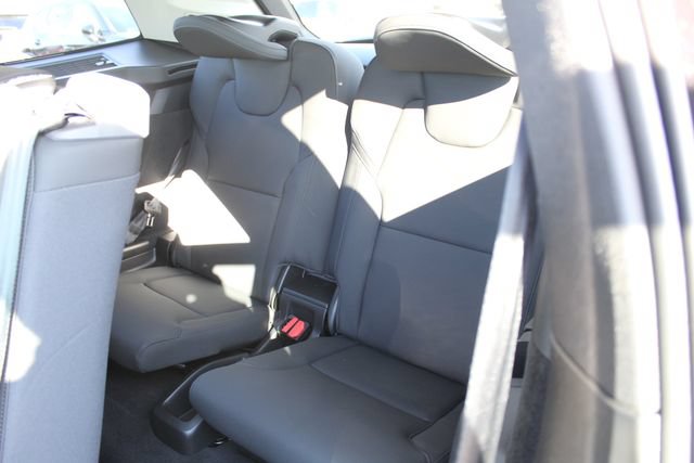New 2026 Volvo XC90 B6 Plus w/ Protection Package Premier AWD/4WD image 14