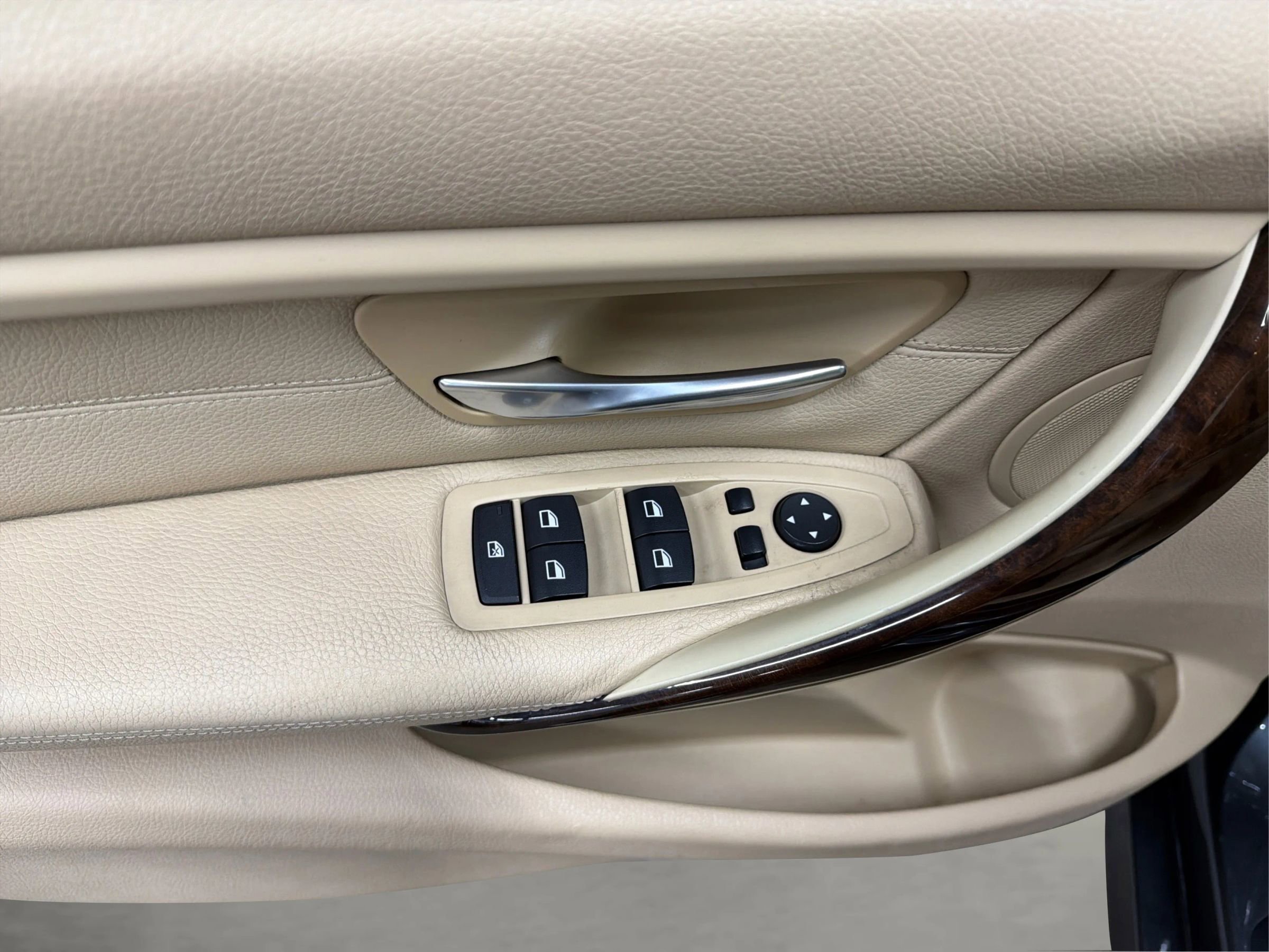 Used 2015 BMW 328i Sedan image 29