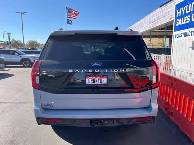 Used 2026 Ford Expedition Active AWD/4WD image 8