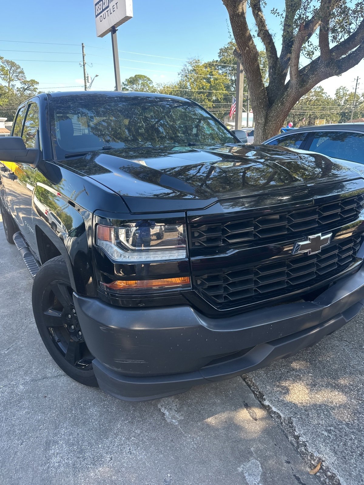 Used 2018 Chevrolet Silverado 1500 W/T w/ Black Out Edition