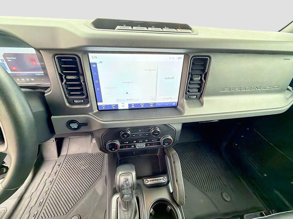 Used 2024 Ford Bronco Everglades image 26
