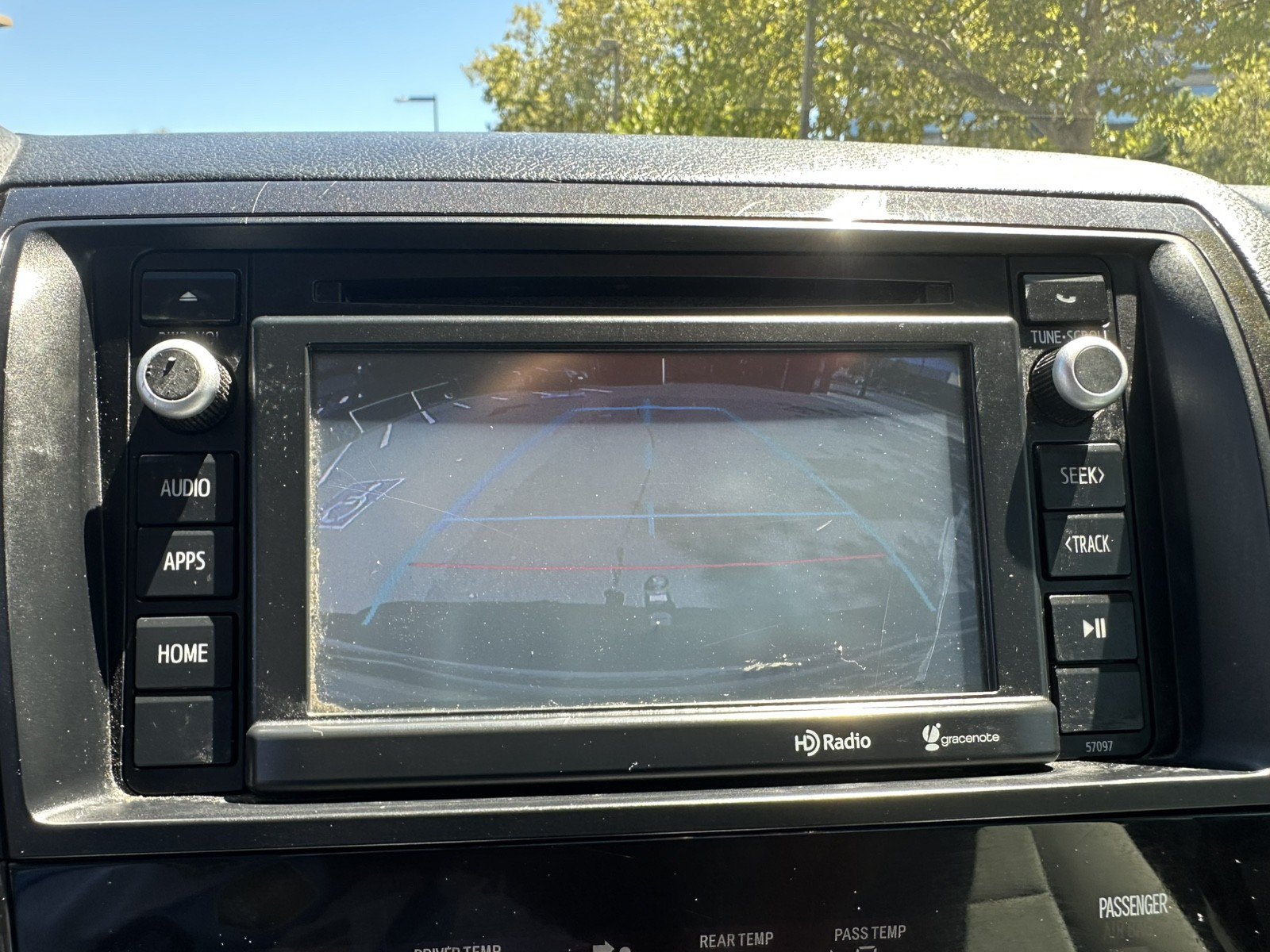 Used 2015 Toyota Sequoia SR5 AWD/4WD image 27