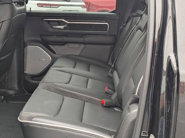 New 2026 RAM 1500 Laramie AWD/4WD image 18