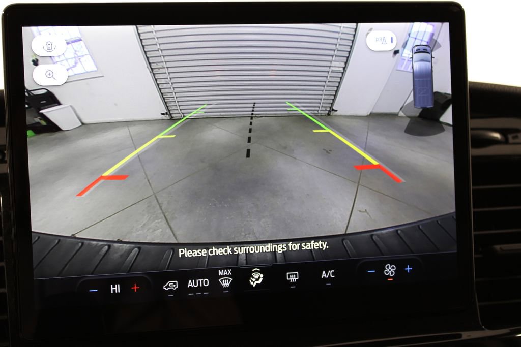 Used 2024 Ford Transit 350 XLT image 34