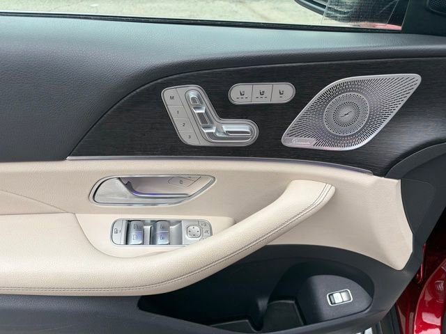 Used 2020 Mercedes-Benz GLS 450 4MATIC image 10