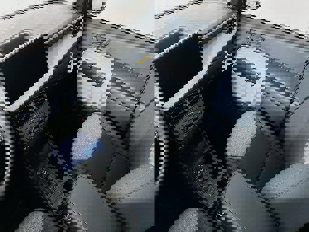 New 2026 Ford Maverick XLT image 11