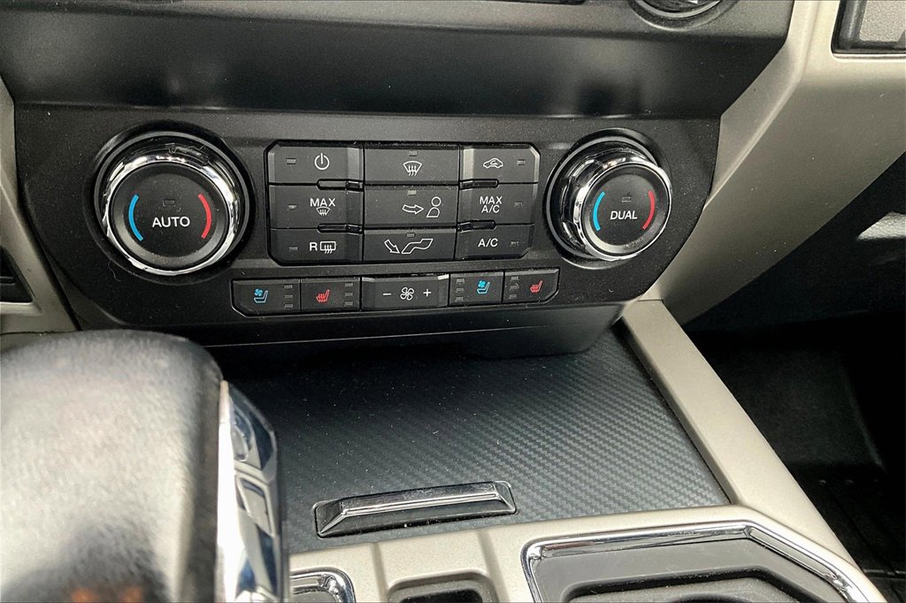 Used 2019 Ford F150 Lariat image 15
