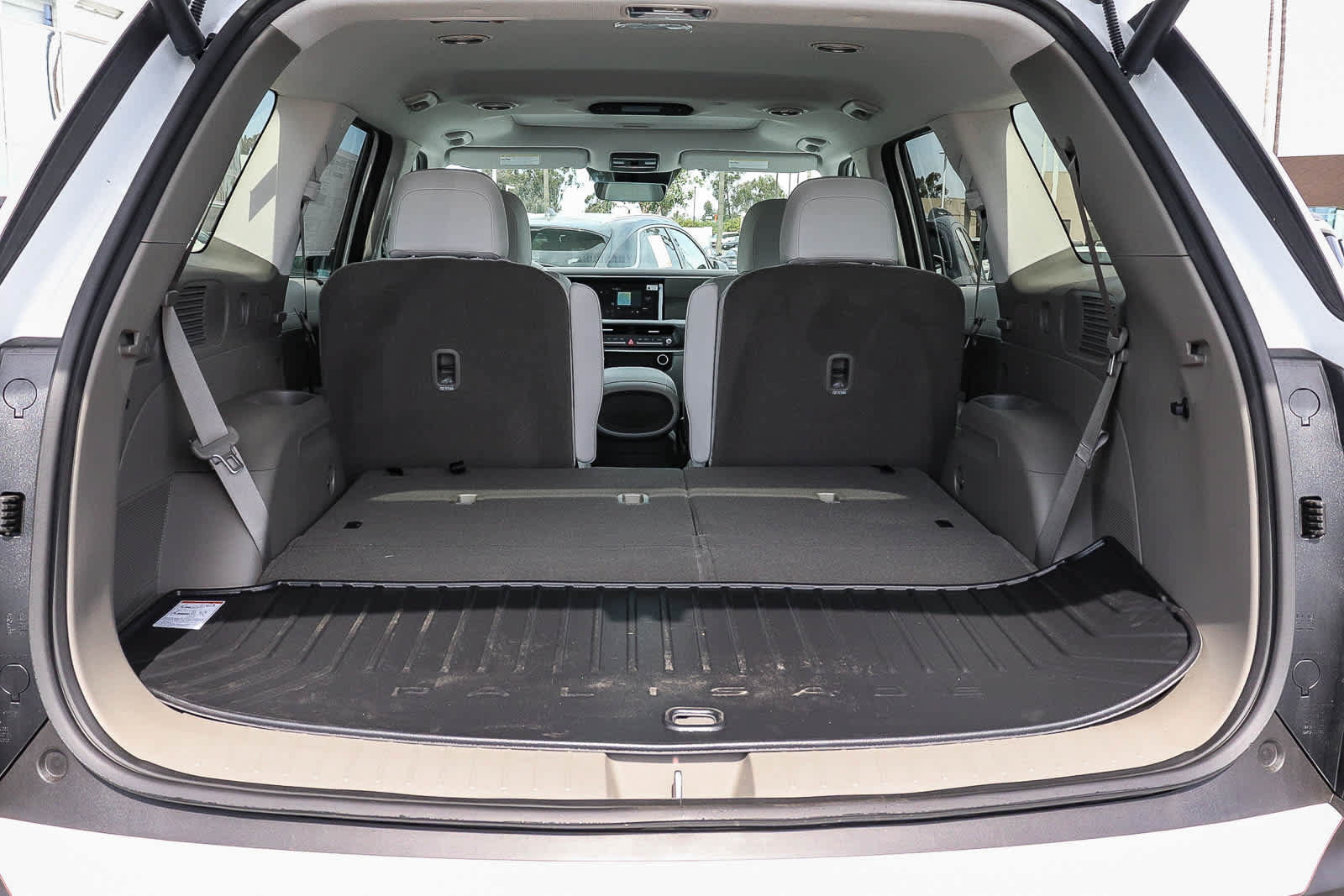 New 2026 Hyundai Palisade SEL Premium FWD image 17