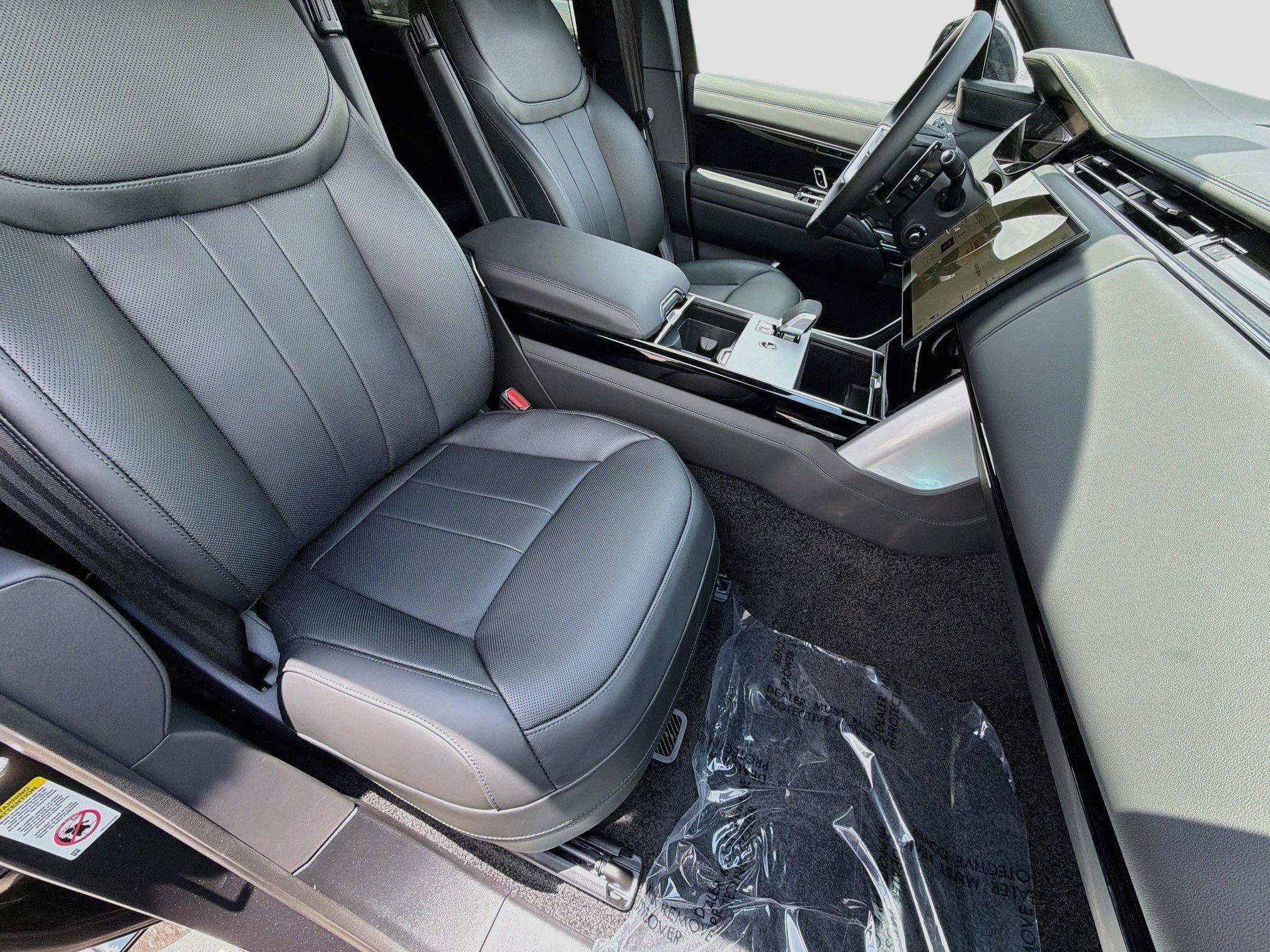 New 2026 Land Rover Range Rover SE AWD/4WD image 16