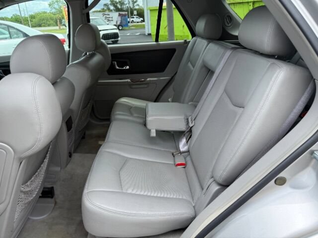 Used 2006 Cadillac SRX w/ Seating Package AWD/4WD image 14