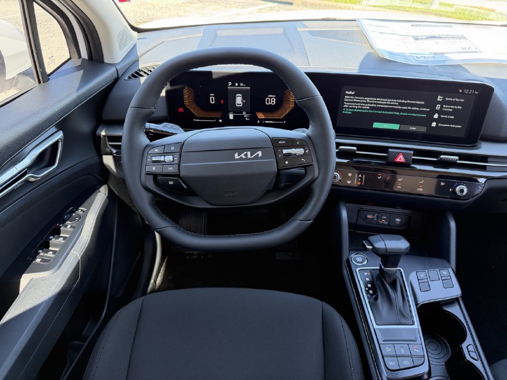 New 2027 Kia Sportage LX FWD image 13