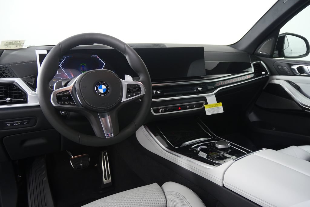 Used 2026 BMW X5 sDrive40i w/ M Sport Package RWD image 18