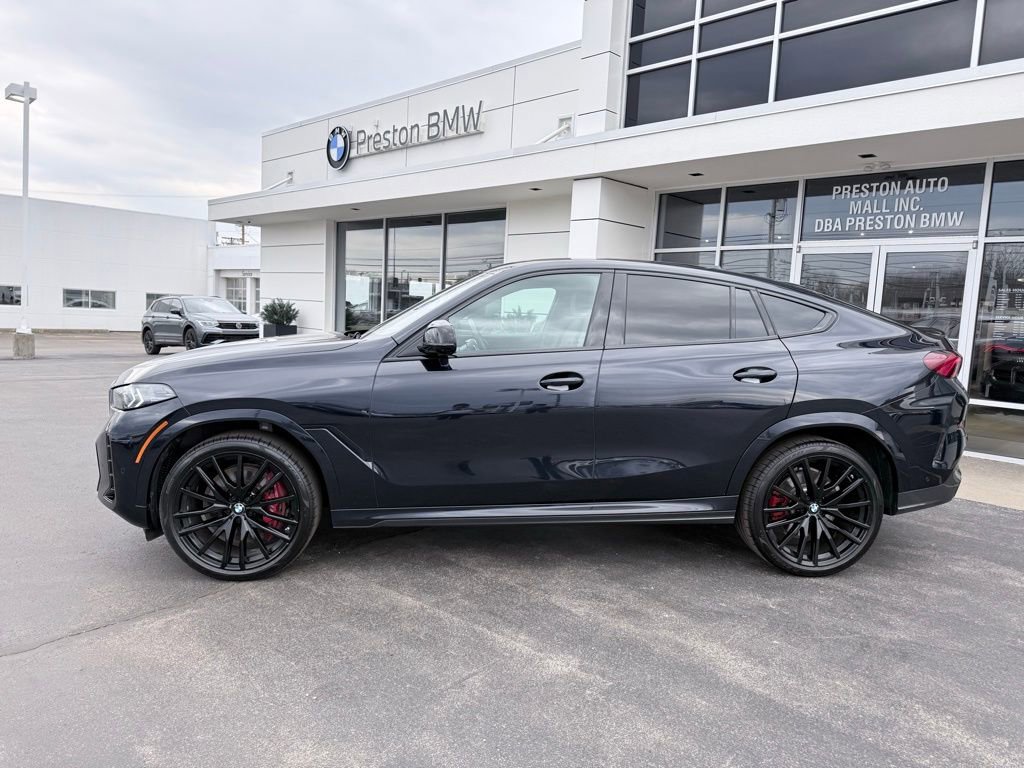 Used 2025 BMW X6 M60i image 2