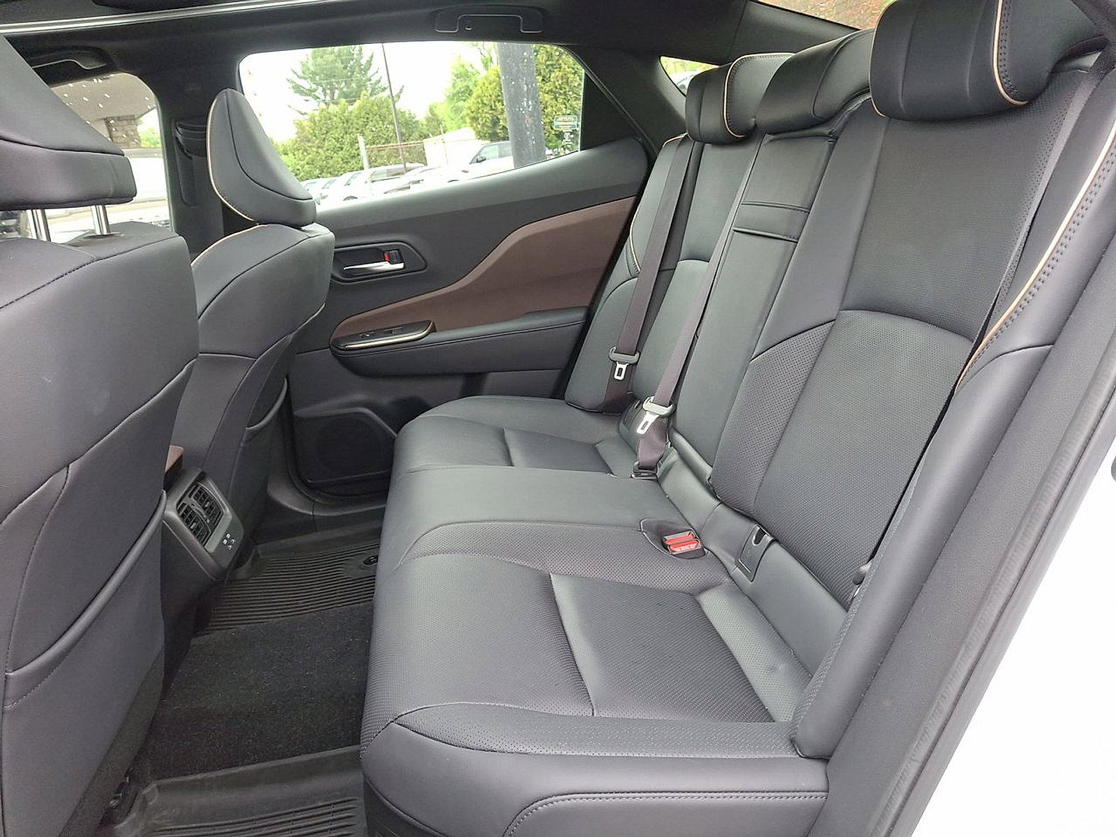 Used 2023 Toyota Crown w/ Advanced Technology Package AWD/4WD image 27