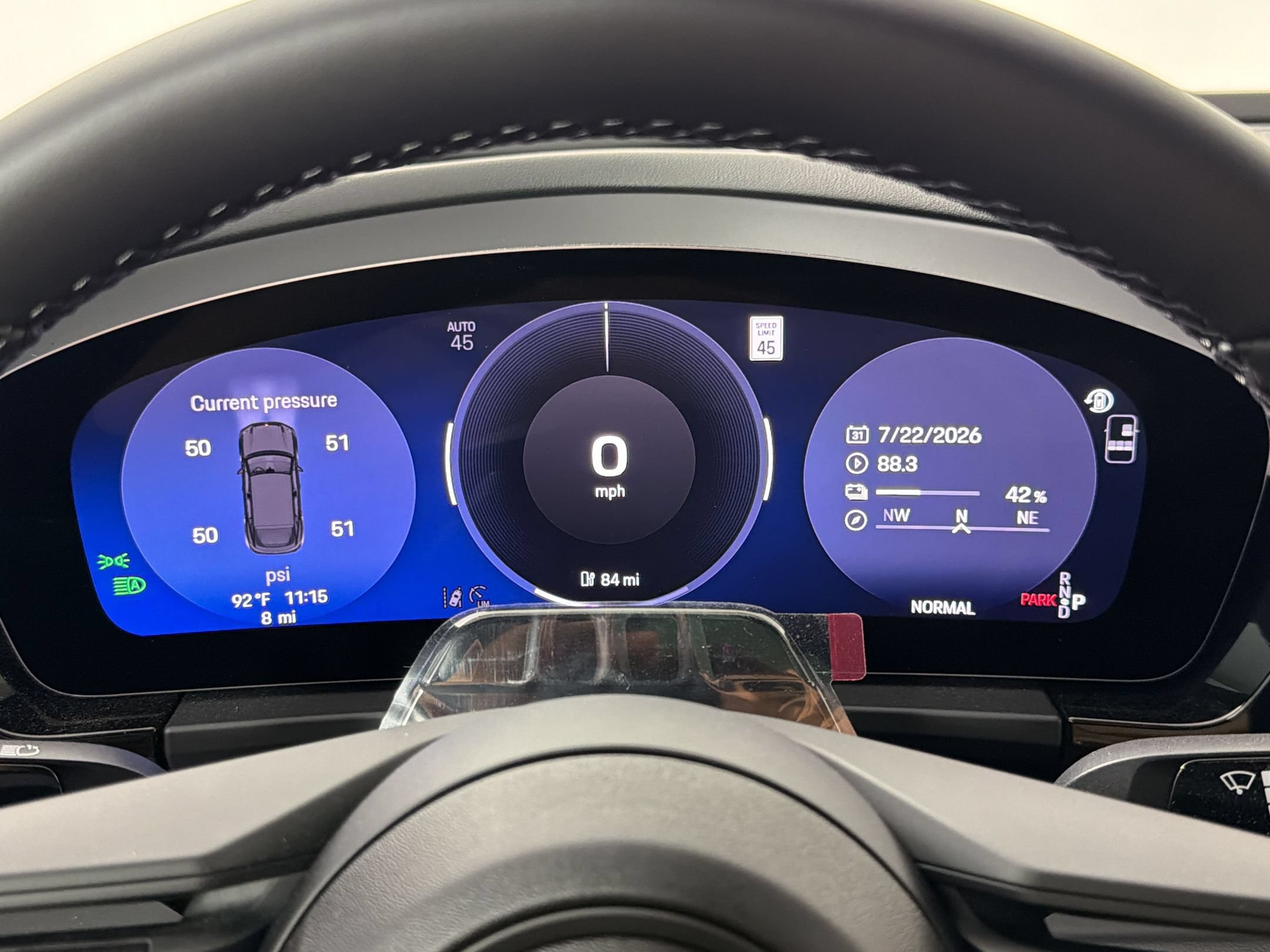 New 2026 Porsche Macan Electric RWD image 23