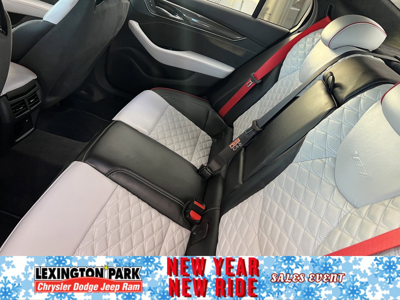 Used 2022 Cadillac CT5 V Blackwing image 10