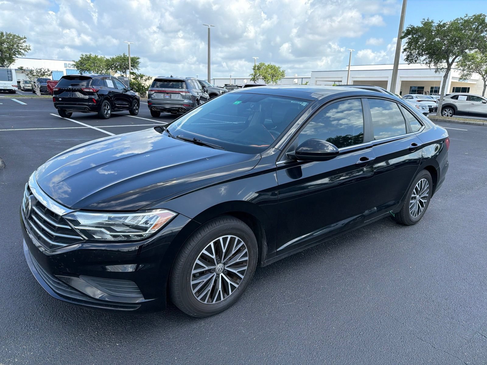 Used 2019 Volkswagen Jetta SE FWD image 6