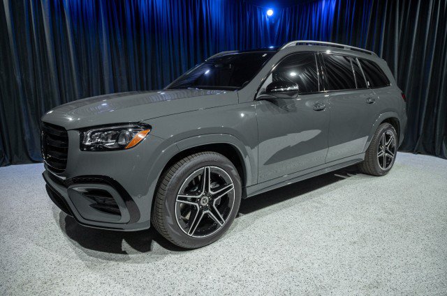 New 2026 Mercedes-Benz GLS 450 4MATIC