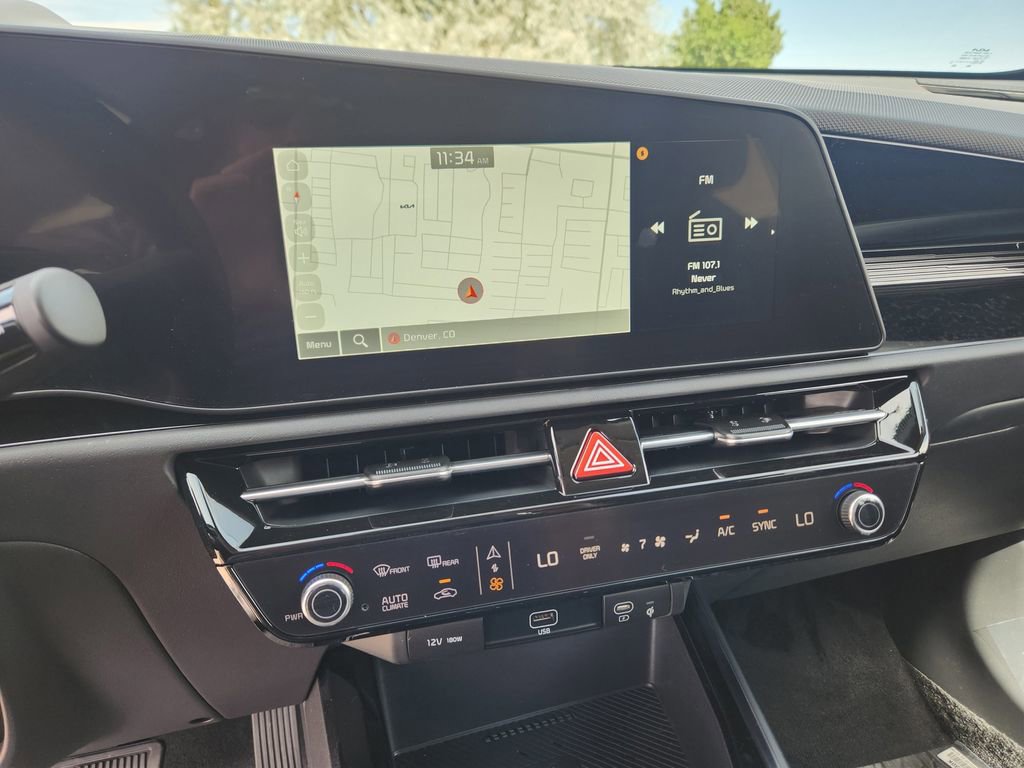 New 2025 Kia Niro EX image 19