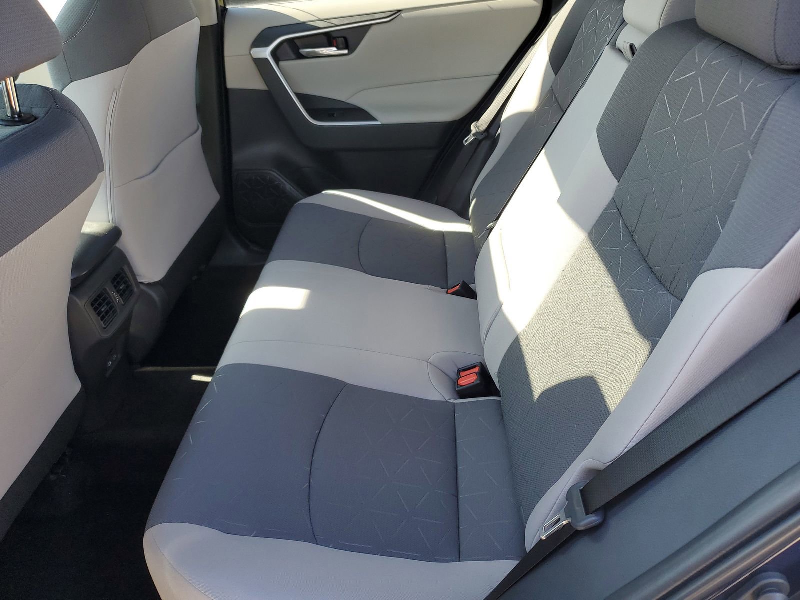 Certified 2025 Toyota RAV4 XLE w/ Convenience Package image 13