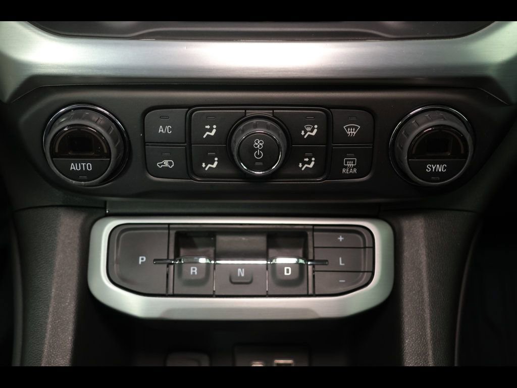 Used 2023 GMC Acadia SLE w/ Driver Convenience Package AWD/4WD image 28