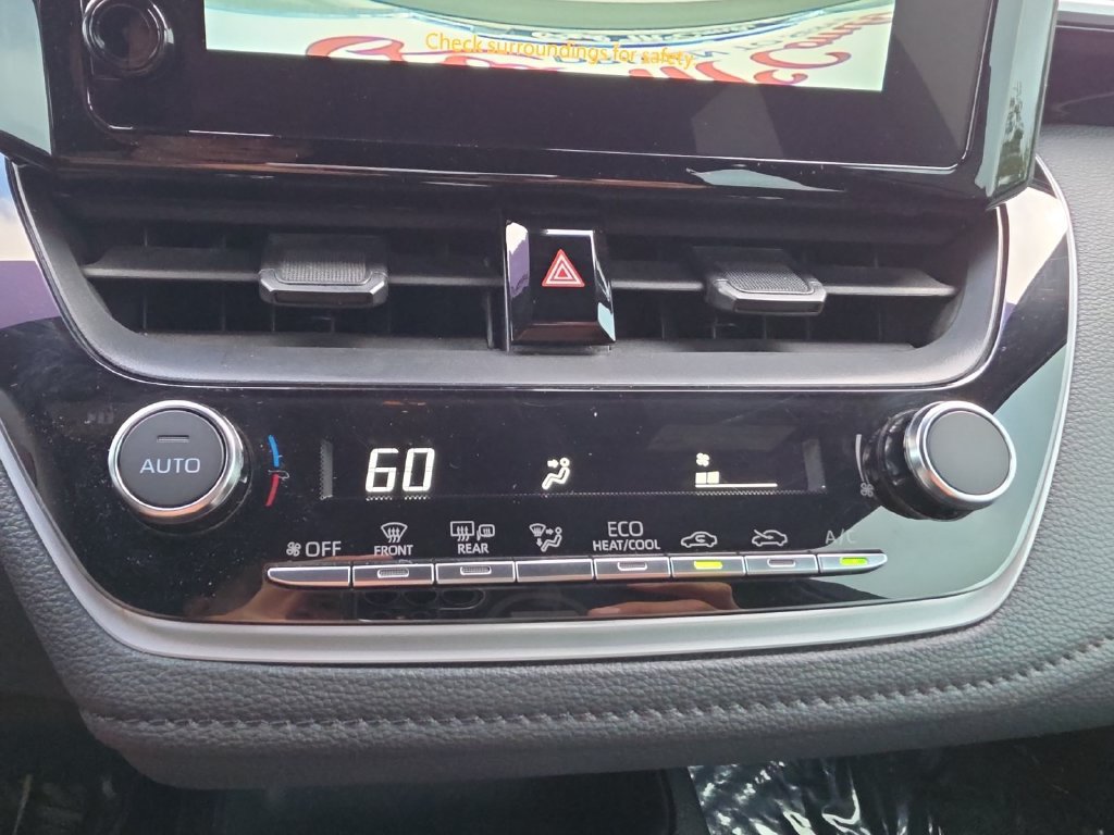 Used 2025 Toyota Corolla SE FWD image 20