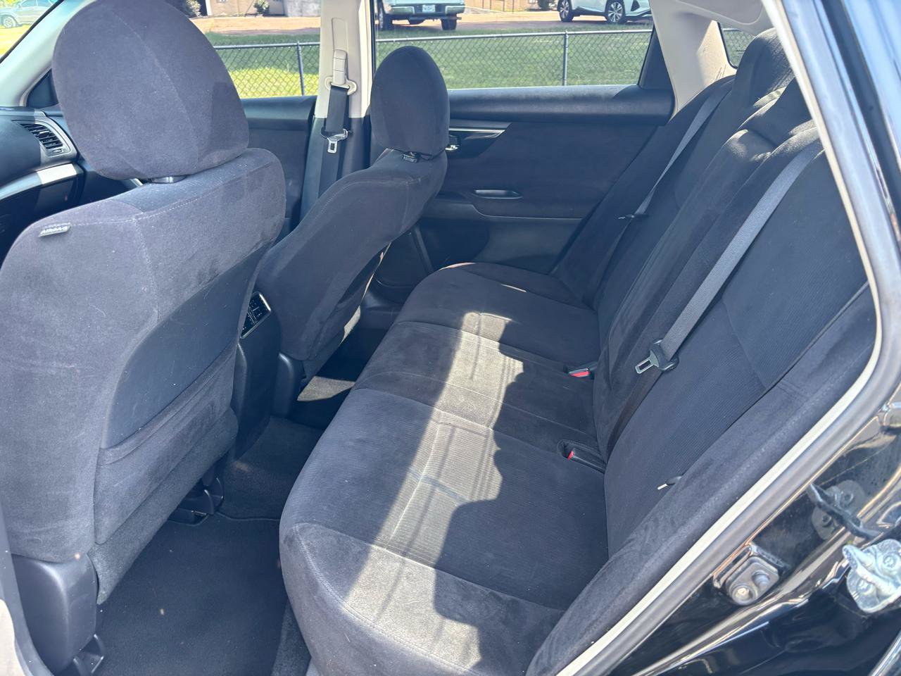 Used 2013 Nissan Altima 2.5 SV FWD image 11