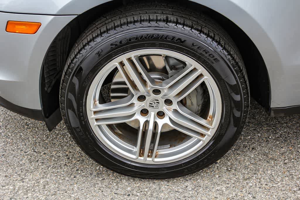 Used 2020 Porsche Macan S AWD/4WD image 9