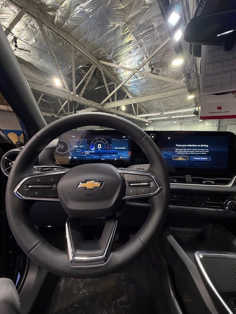 New 2026 Chevrolet Equinox LT image 7