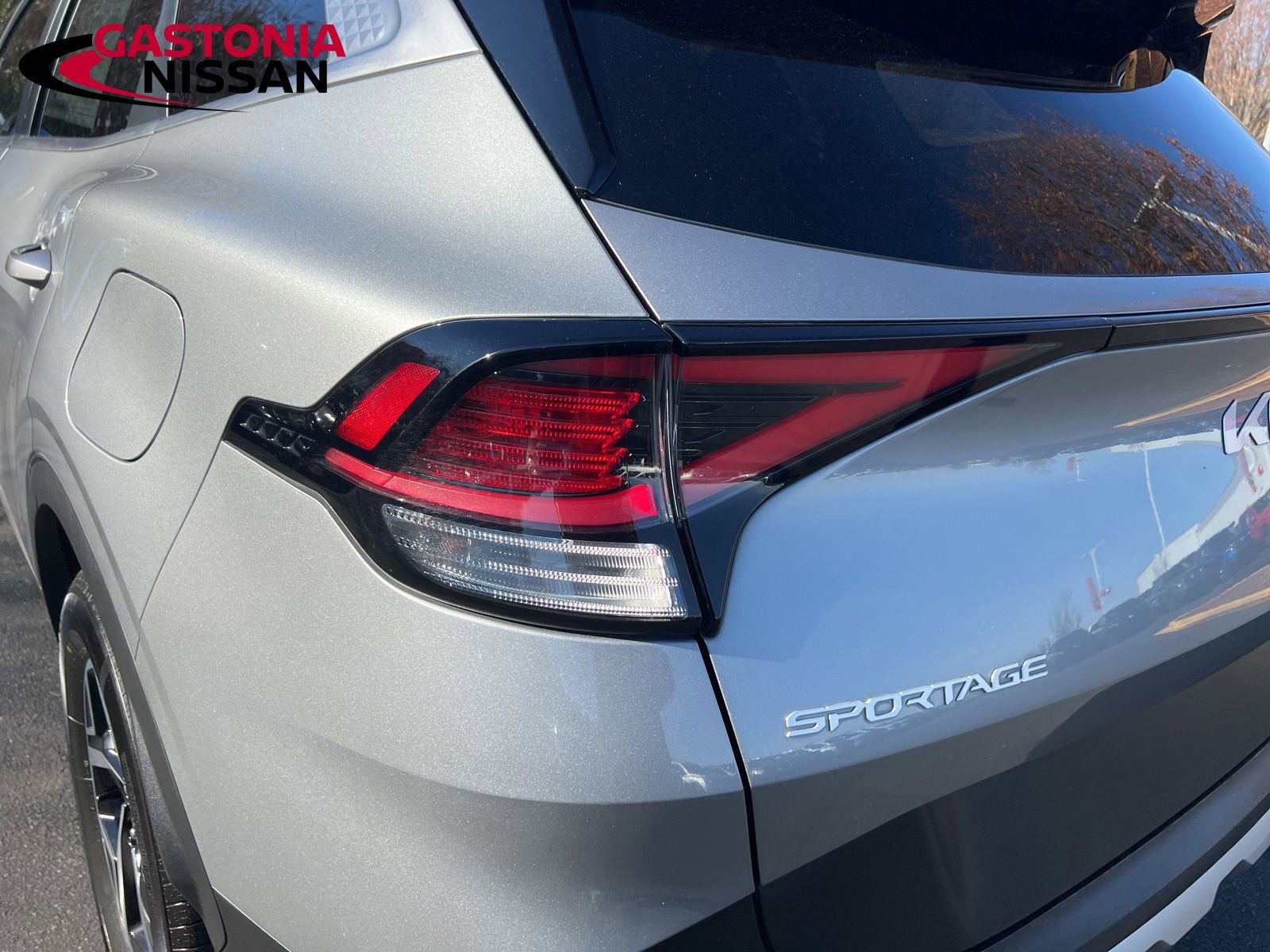 Used 2023 Kia Sportage LX image 14