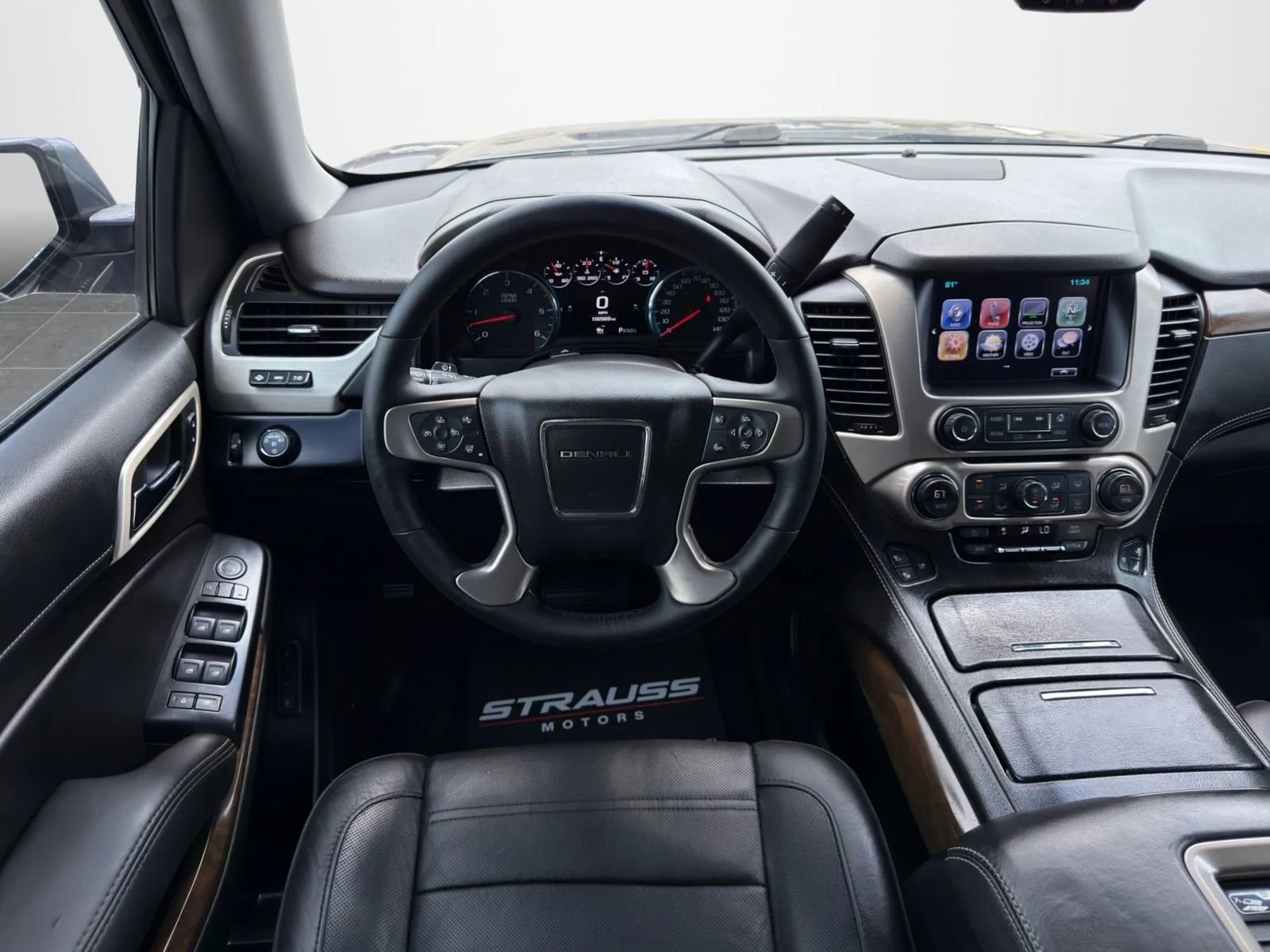 Used 2018 GMC Yukon XL Denali w/ Denali Ultimate Package image 14