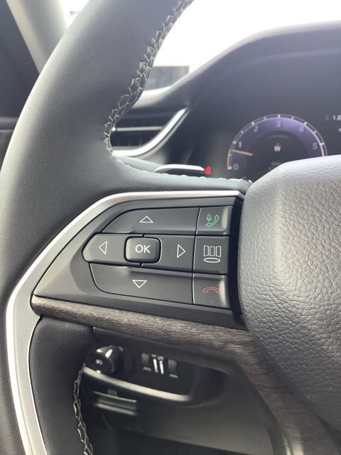 Certified 2023 Jeep Grand Cherokee L Limited AWD/4WD image 35