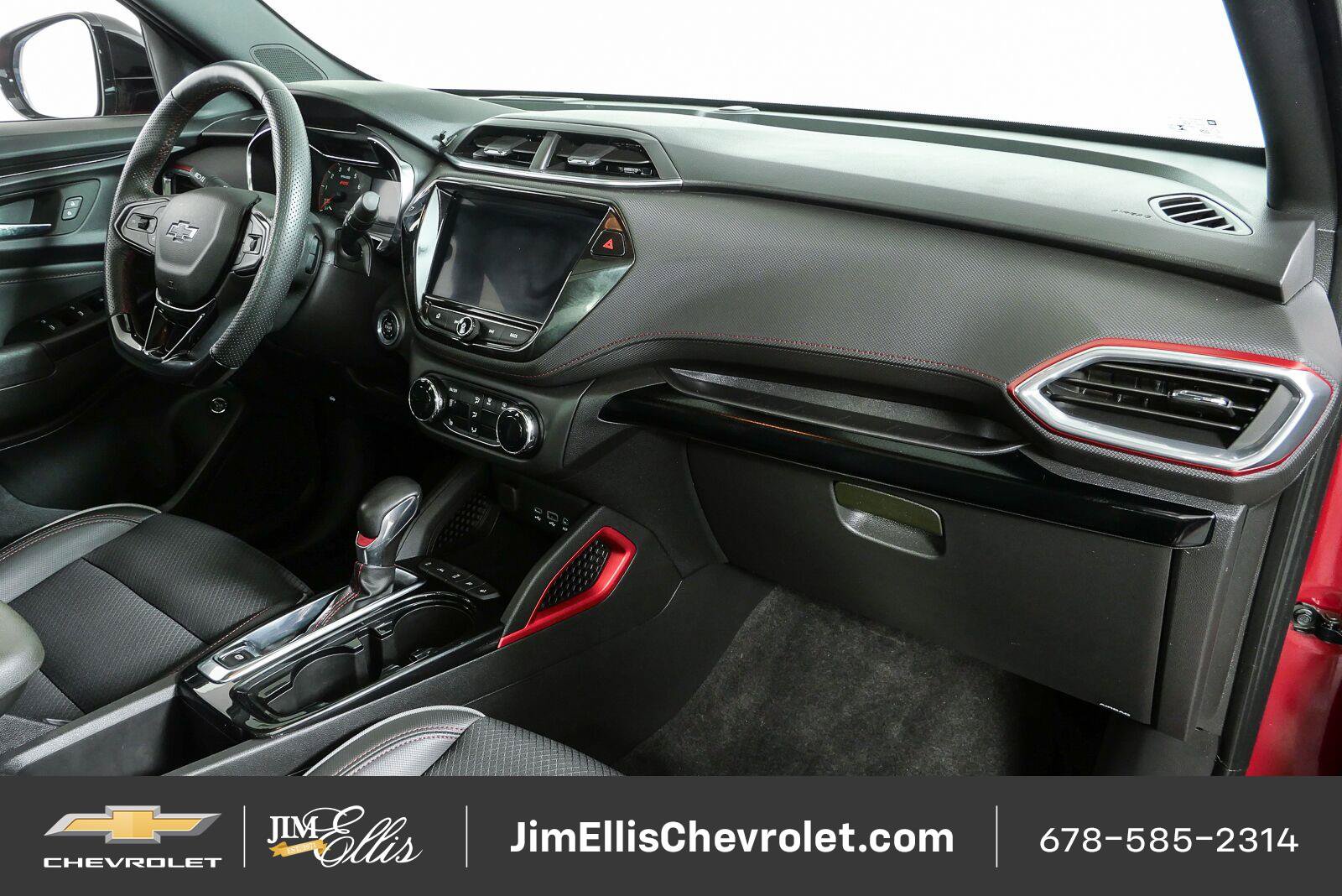 Used 2022 Chevrolet TrailBlazer RS w/ Sun and Liftgate Package FWD image 23
