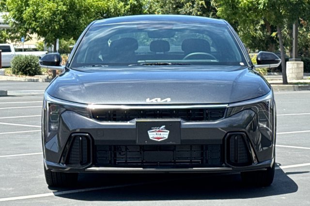 New 2026 Kia K4 GT-Line w/ GT-Line Premium Package FWD image 9