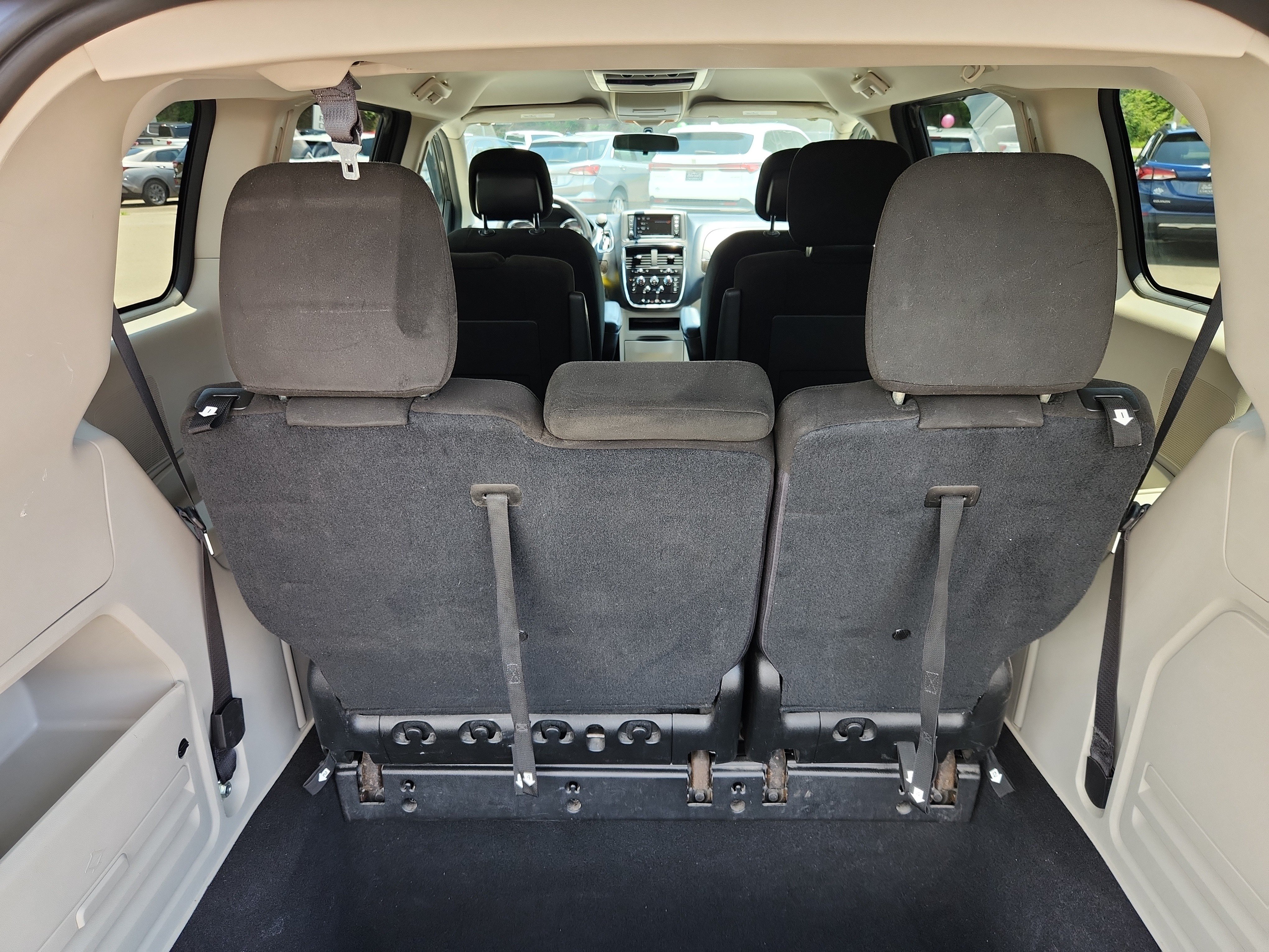Used 2016 Dodge Grand Caravan SE w/ Quick Order Package 29E SE FWD image 34
