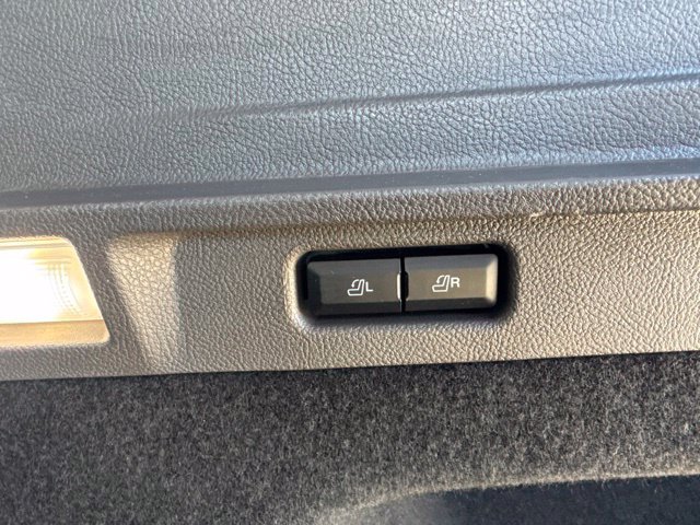 Used 2021 Lincoln Corsair Reserve w/ Equipment Group 201A AWD/4WD image 13